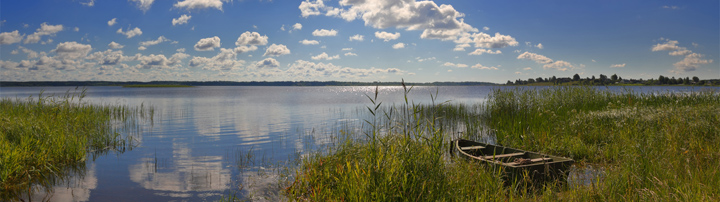 Озеро, лодка, русский пейзаж, панорама, широкоформатное изображение